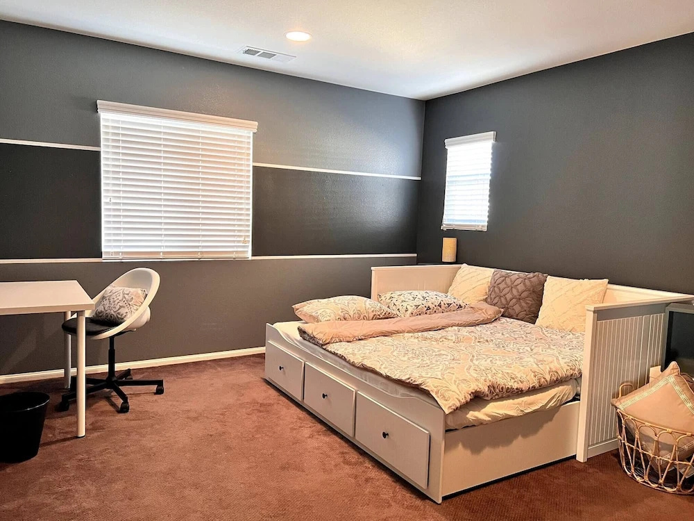 photo 1 of Cheerful 4 Bedroom Entire House Lots Of Open Space