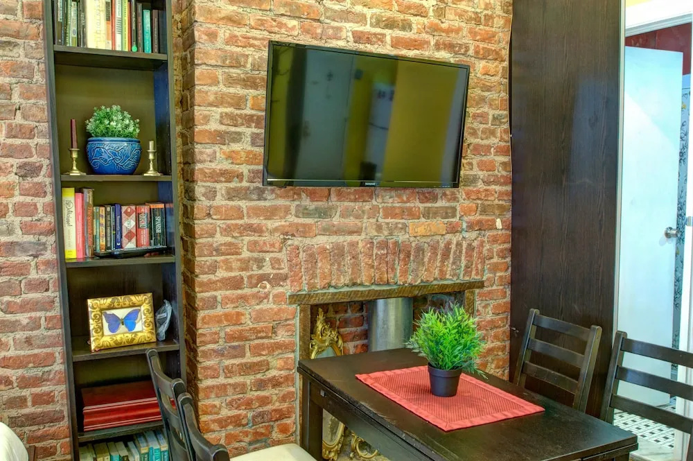 photo 1 of Chelsea Art Suites
