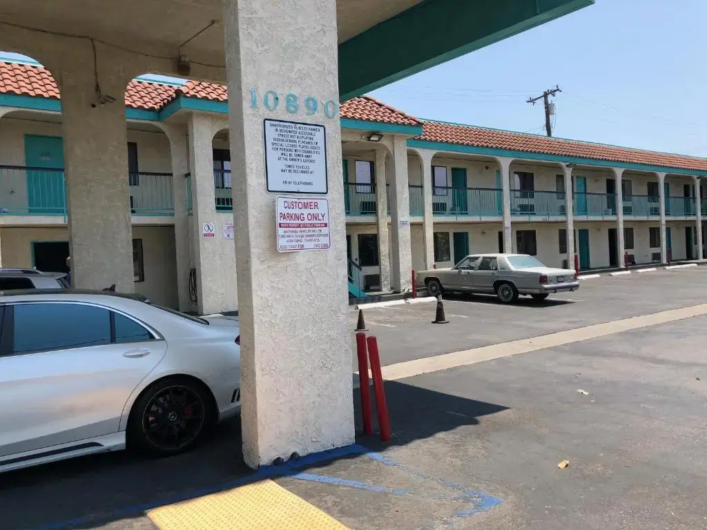 photo 1 of Chester Inn Motel