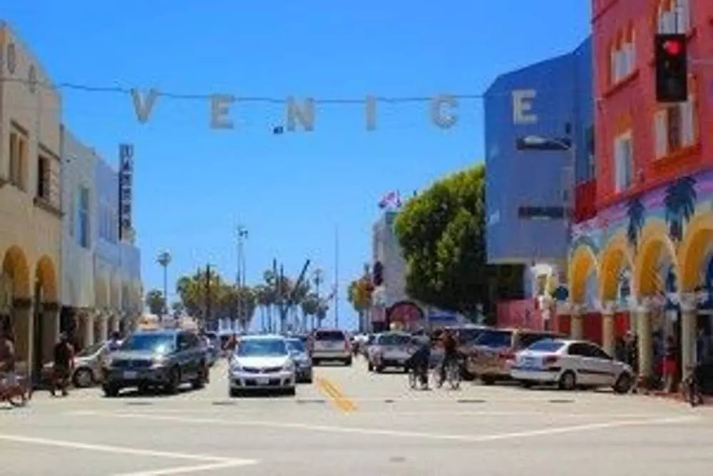 photo 1 of Chic Retro Venice Beach 2 Bedrooms 1 Bathroom Apts