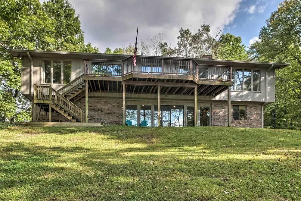 photo 1 of Chickamauga Lake Vacation Rental w/ Boat Dock!