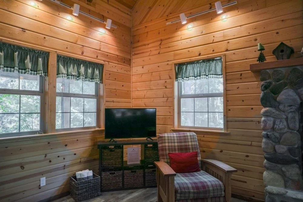 photo 1 of Chipmunk Lodge