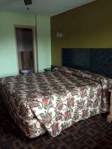 photo 1 of City Motel