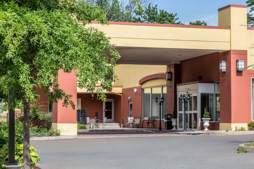 photo 1 of Hamden Hotel and Suites – Hamden New Haven