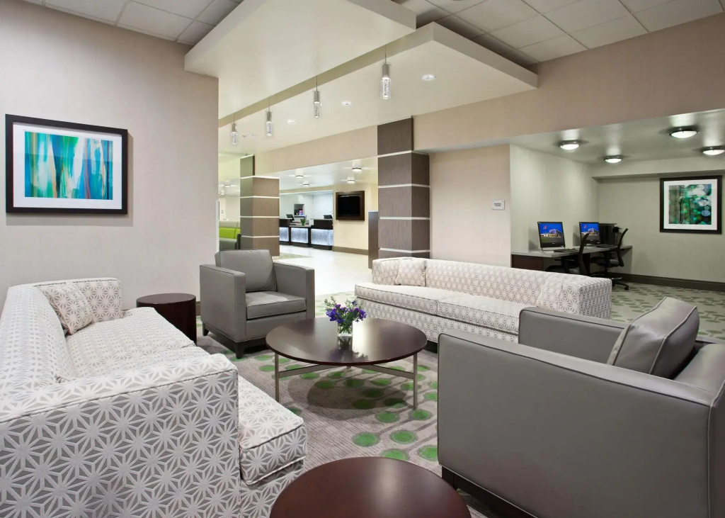 photo 1 of Clarion Hotel and Conference Center
