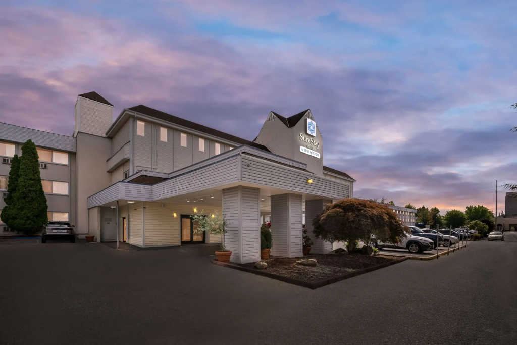 photo 1 of SureStay Hotel by Best Western SeaTac Airport North