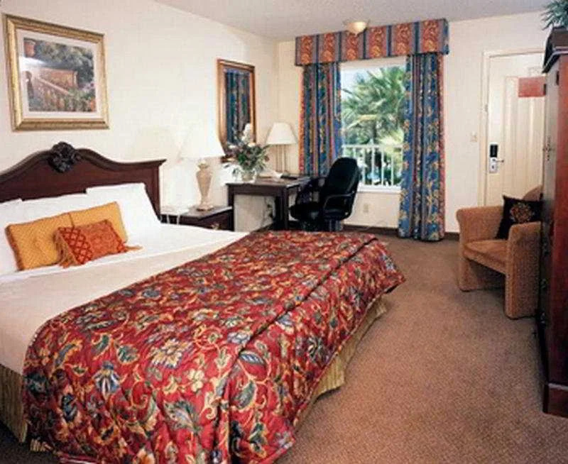 photo 1 of Clarion Inn &amp; Suites FL321