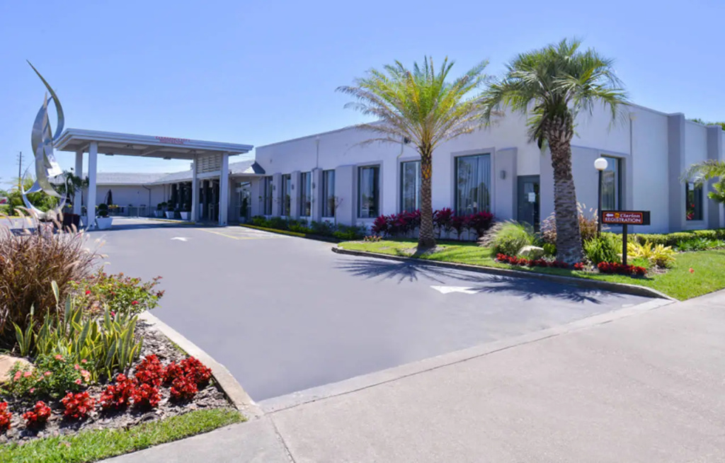 photo 1 of Clarion Inn and Suites Orlando Universal
