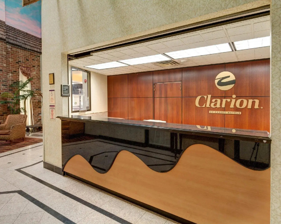 photo 1 of Clarion Inn College Park