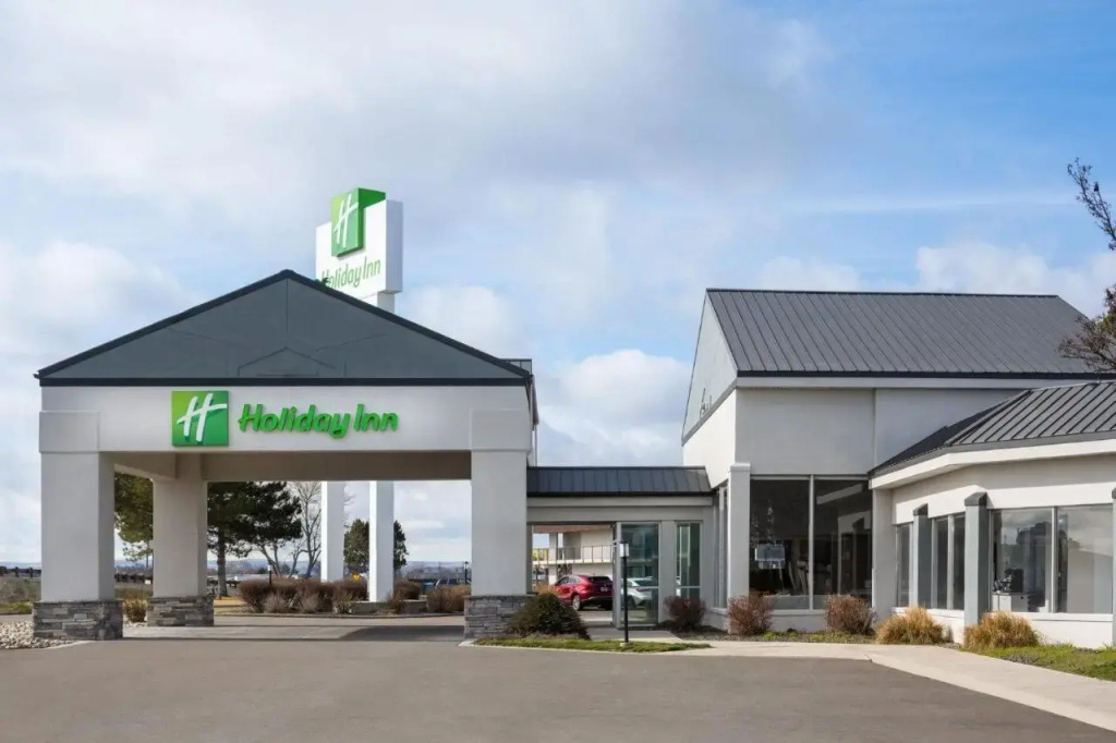 photo 1 of Holiday Inn Ontario by IHG