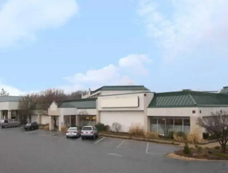 photo 1 of Ramada St. Louis Airport