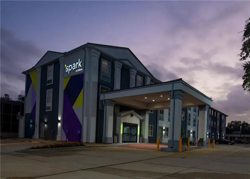 photo 1 of Spark by Hilton Lafayette South