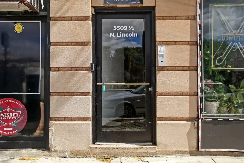 photo 1 of Classic & Charming 2BR Apt in Lincoln