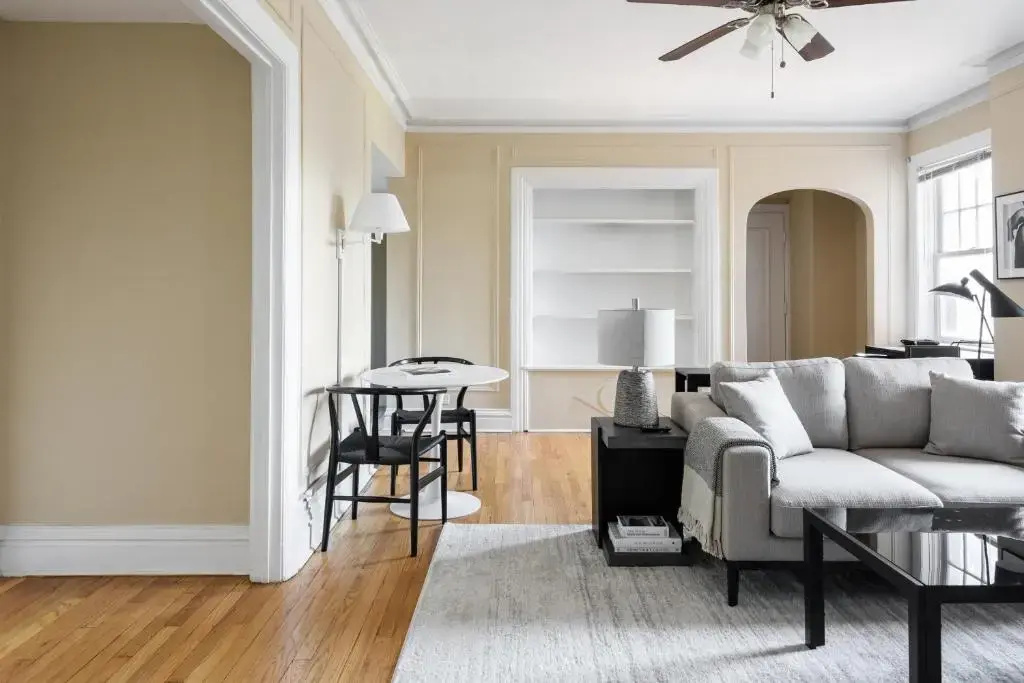photo 1 of Classic CWE 2BR with Full Kitchen by Zencity
