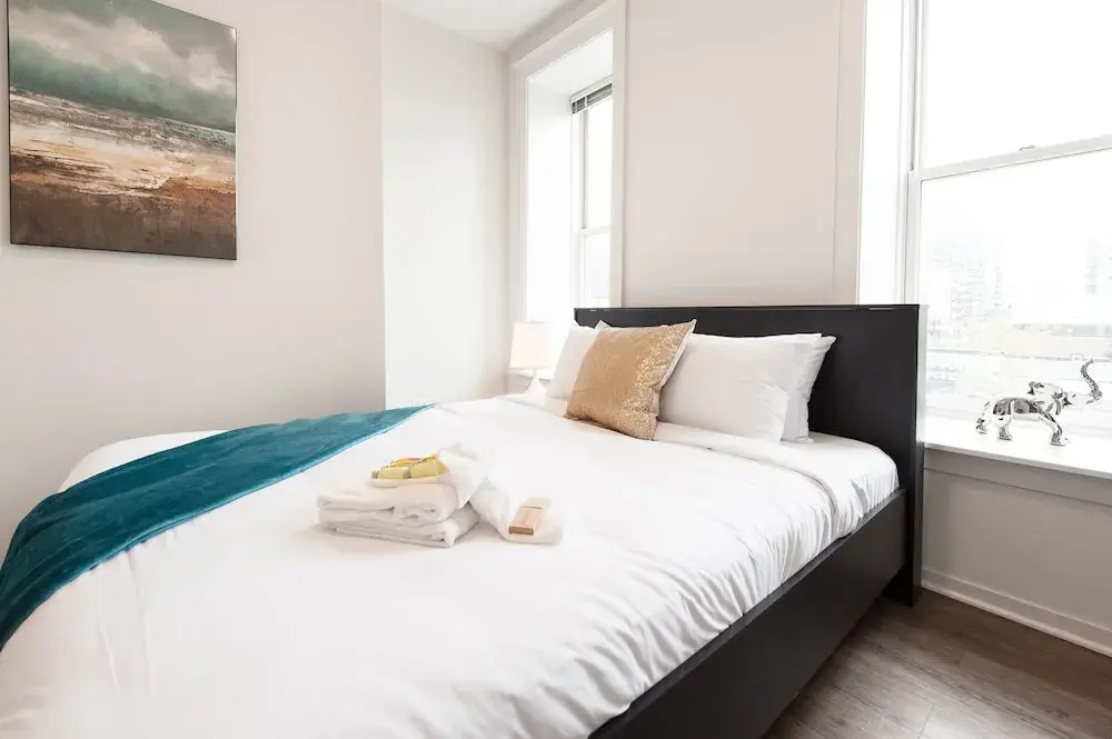photo 1 of Classic South Loop Suites by Sonder
