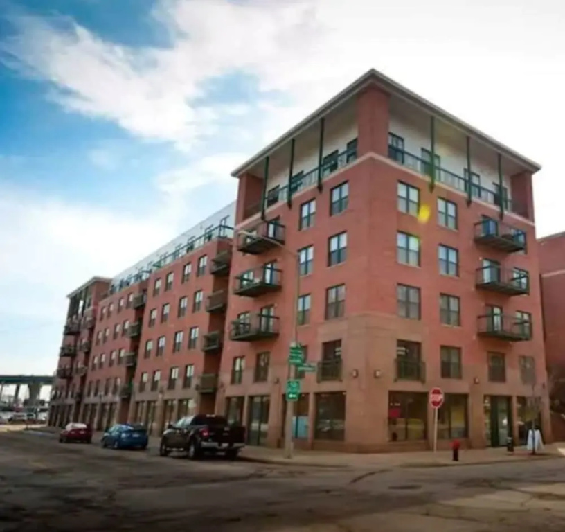 photo 1 of Classic Third Ward Apts by Frontdesk