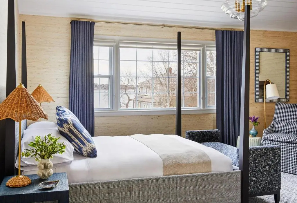 photo 1 of Cliffside Inn