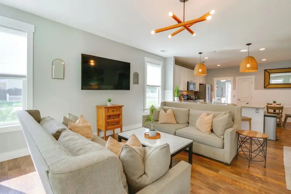 photo 1 of Coastal Home w/ Yard < 1 Mi to Old Town Bluffton!