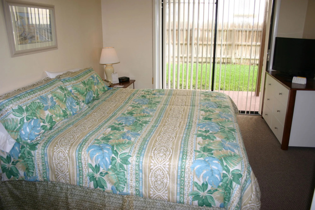 photo 1 of Coastal Waters Inn