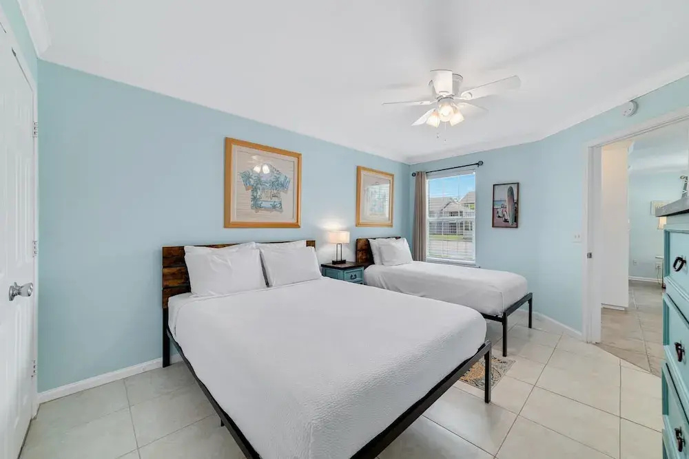 photo 1 of Updated, Ground Floor Unit w/ Pool & Gym, Sleeps 6