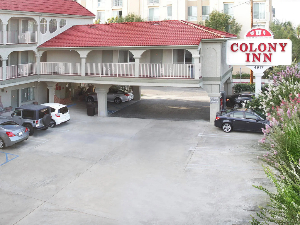 photo 1 of Colony Inn