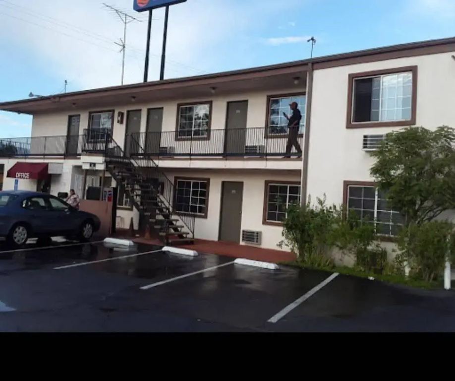 photo 1 of Colton Motel