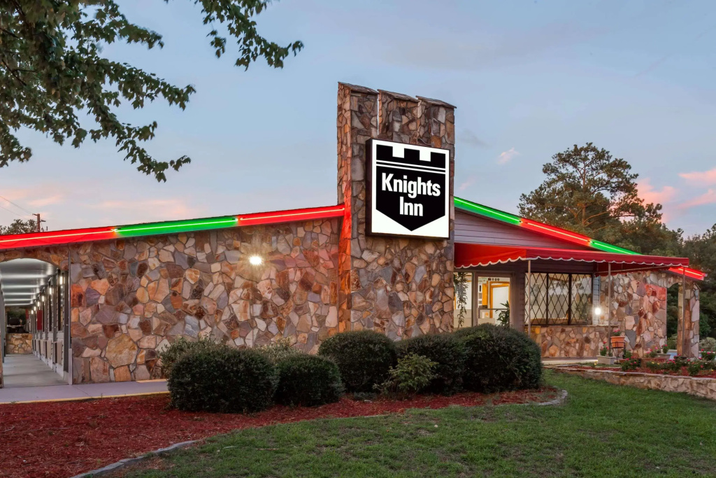 photo 1 of Knights Inn Columbia