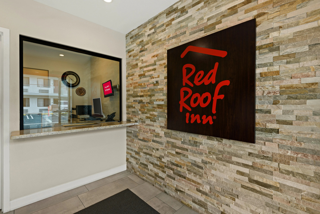 photo 1 of Red Roof Inn Los Angeles - Wilmington, CA
