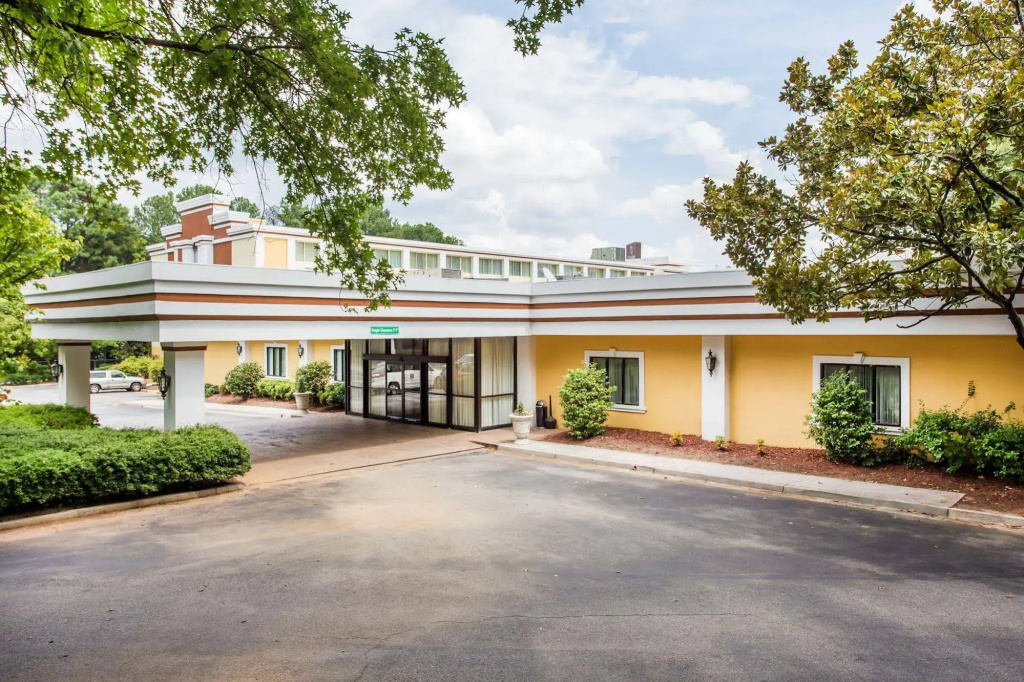 photo 1 of Budgetel Inn & Suites Atlanta