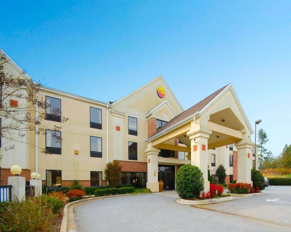 photo 1 of Comfort Inn & Suites Spartanburg North