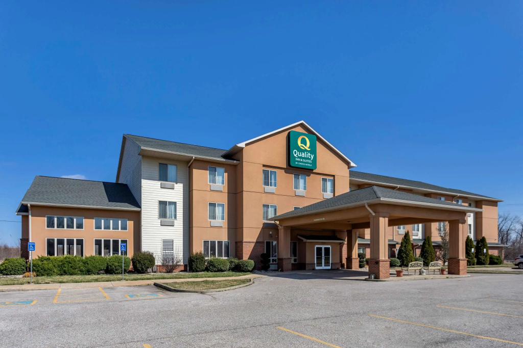 photo 1 of Quality Inn & Suites Rockport - Owensboro North (GOLD AWARD WINNER)