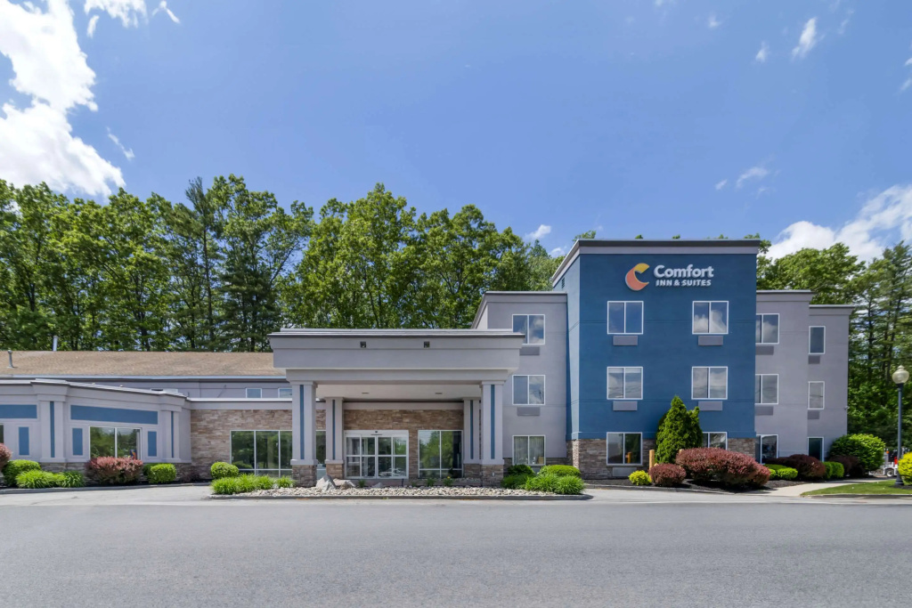 photo 1 of Comfort Inn & Suites Saratoga Springs