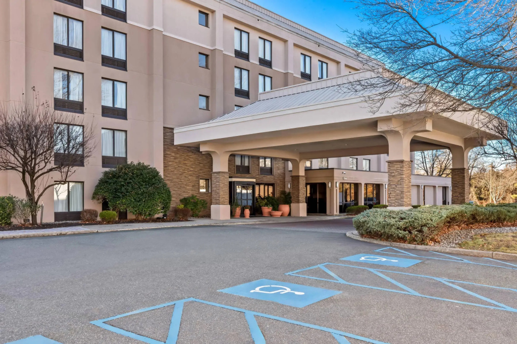 photo 1 of Comfort Inn & Suites Somerset - New Brunswick