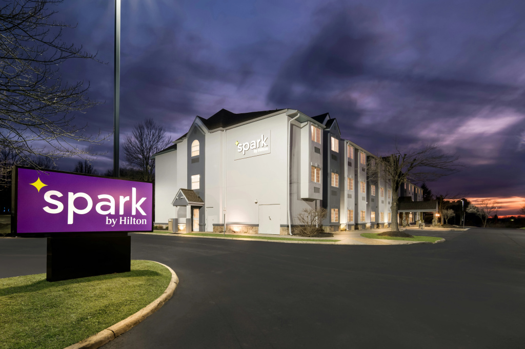 photo 1 of Spark by Hilton Sterling Dulles Airport