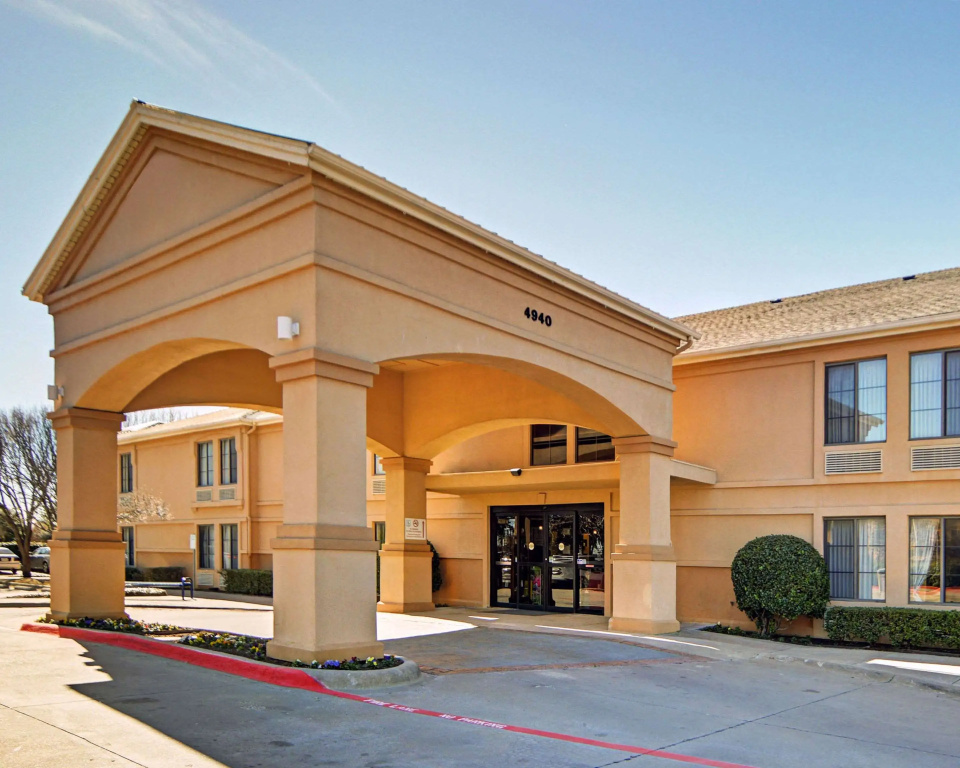 photo 1 of Quality Inn & Suites Irving DFW Airport South