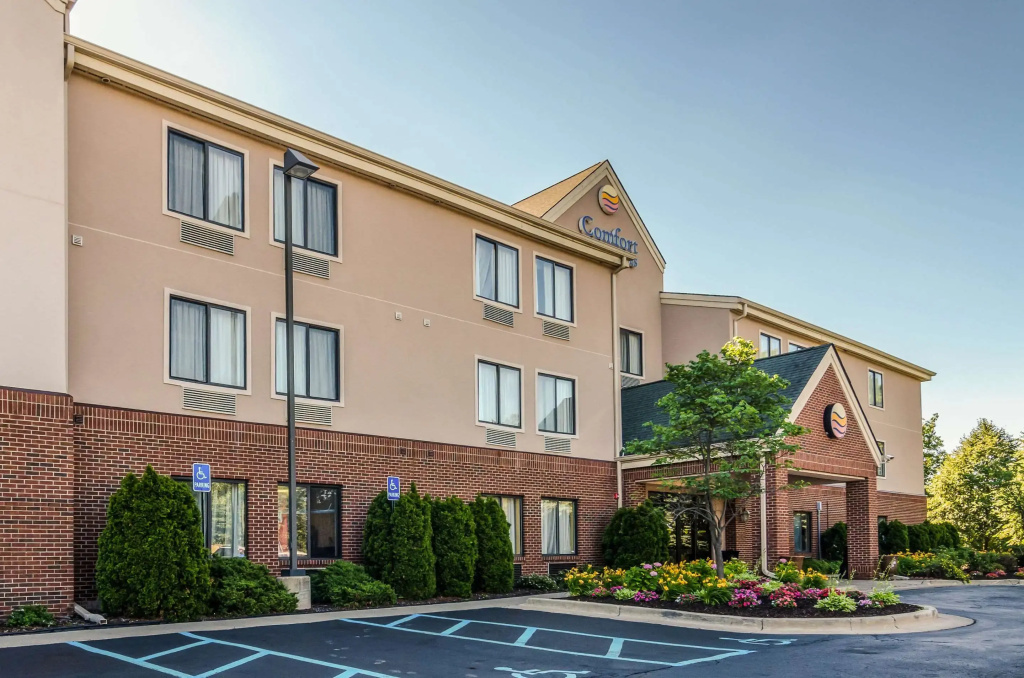 photo 1 of Spark by Hilton Ann Arbor South