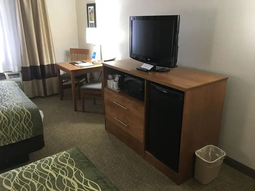 photo 1 of Comfort Inn Millersburg