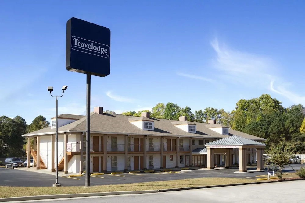 photo 1 of Comfort Inn (covington)