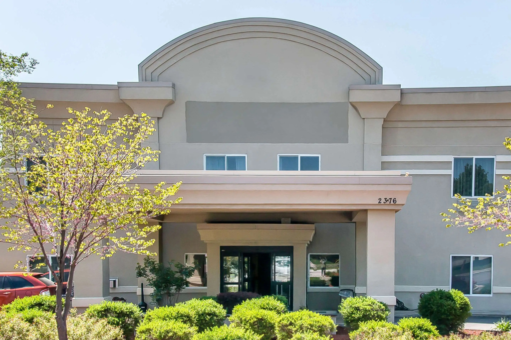 photo 1 of Quality Inn & Suites Ann Arbor Hwy 23