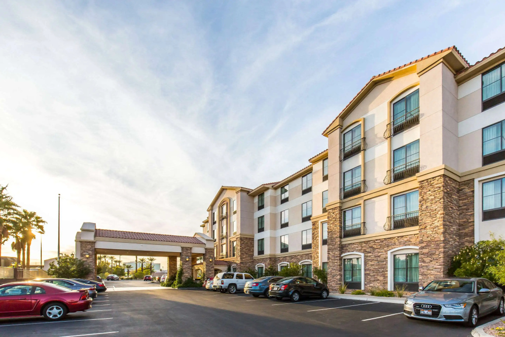 photo 1 of Comfort Inn & Suites Henderson - Las Vegas