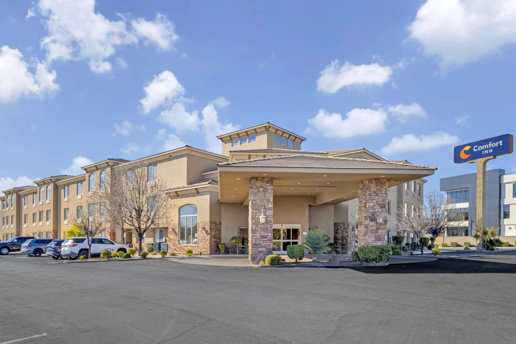 photo 1 of Comfort Inn at Convention Center