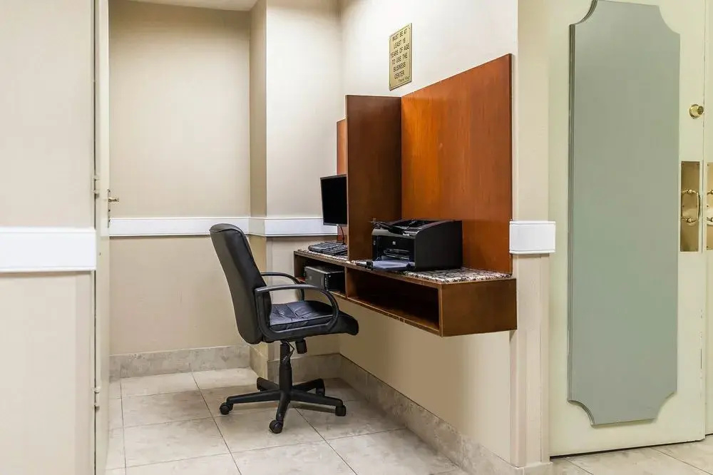 photo 1 of Comfort Inn at the Pentagon