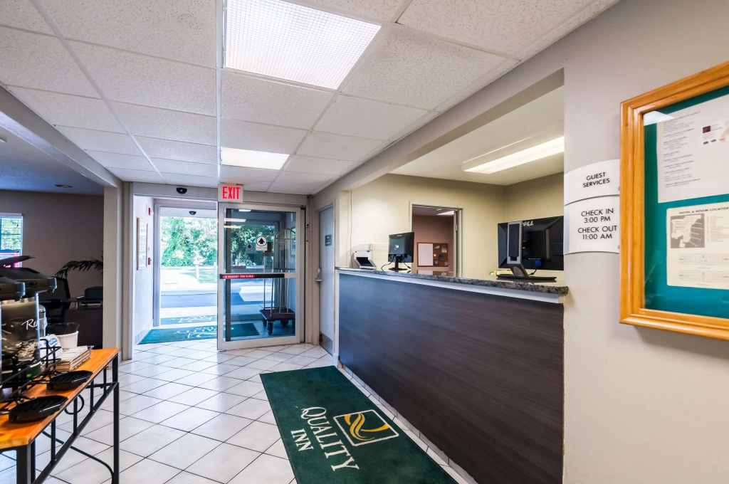 photo 1 of Quality Inn Solomons - Beacon Marina
