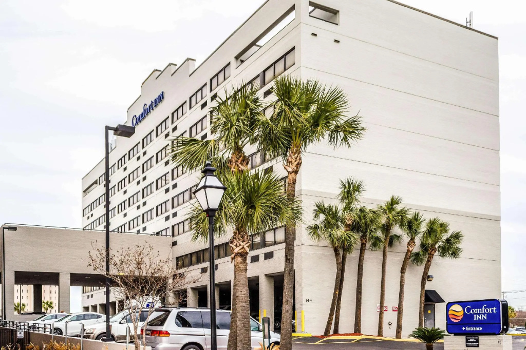 photo 1 of Fairfield by Marriott Inn & Suites Charleston Downtown