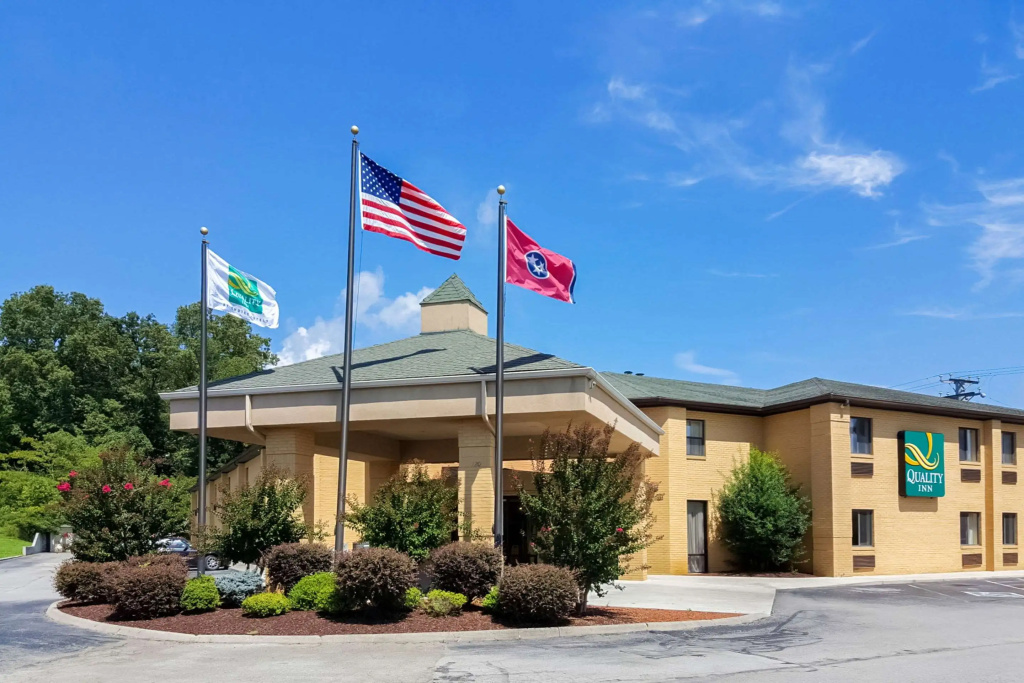 photo 1 of Quality Inn Clinton - Knoxville North