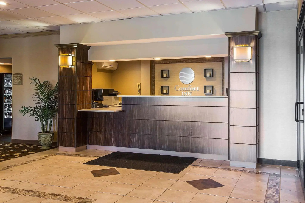 photo 1 of Comfort Inn Glenmont - Albany South
