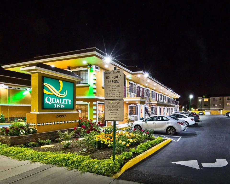 photo 1 of Bay Area Inn & Suites