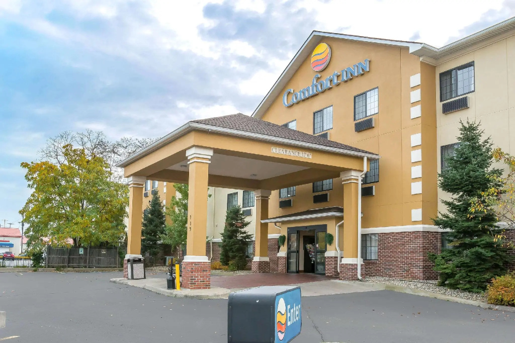 photo 1 of Comfort Inn Downtown - University Area