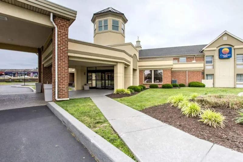photo 1 of Comfort Inn Lancaster Rockvale Outlets