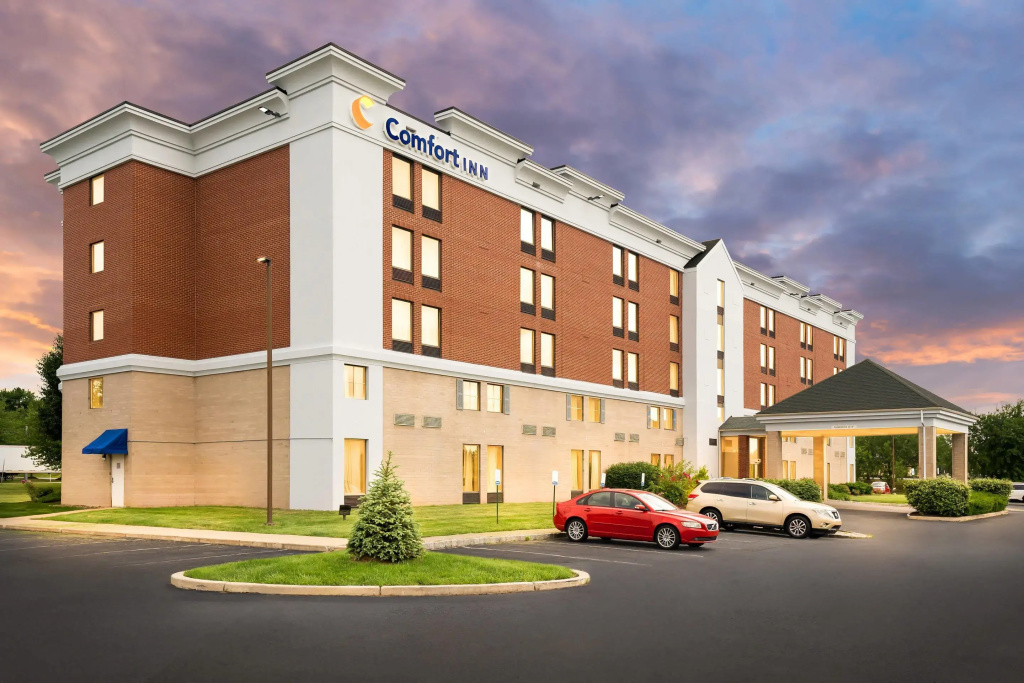 photo 1 of Comfort Inn Lehigh Valley West - Allentown